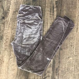 Alo Yoga velour mauve leggings
